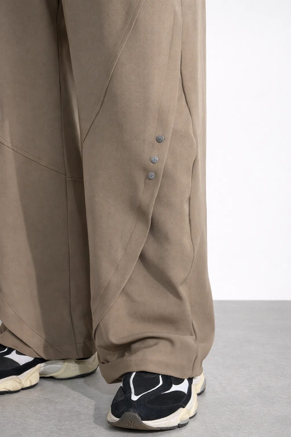 Bound Barrel Fit Rivet Pants - Image 13