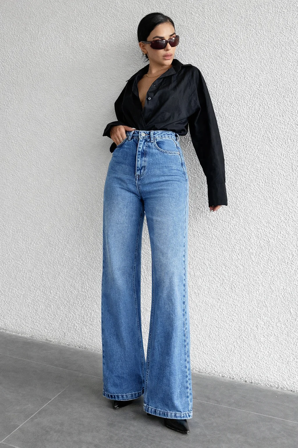 Classic Blue Wide Leg Jeans - Image 3