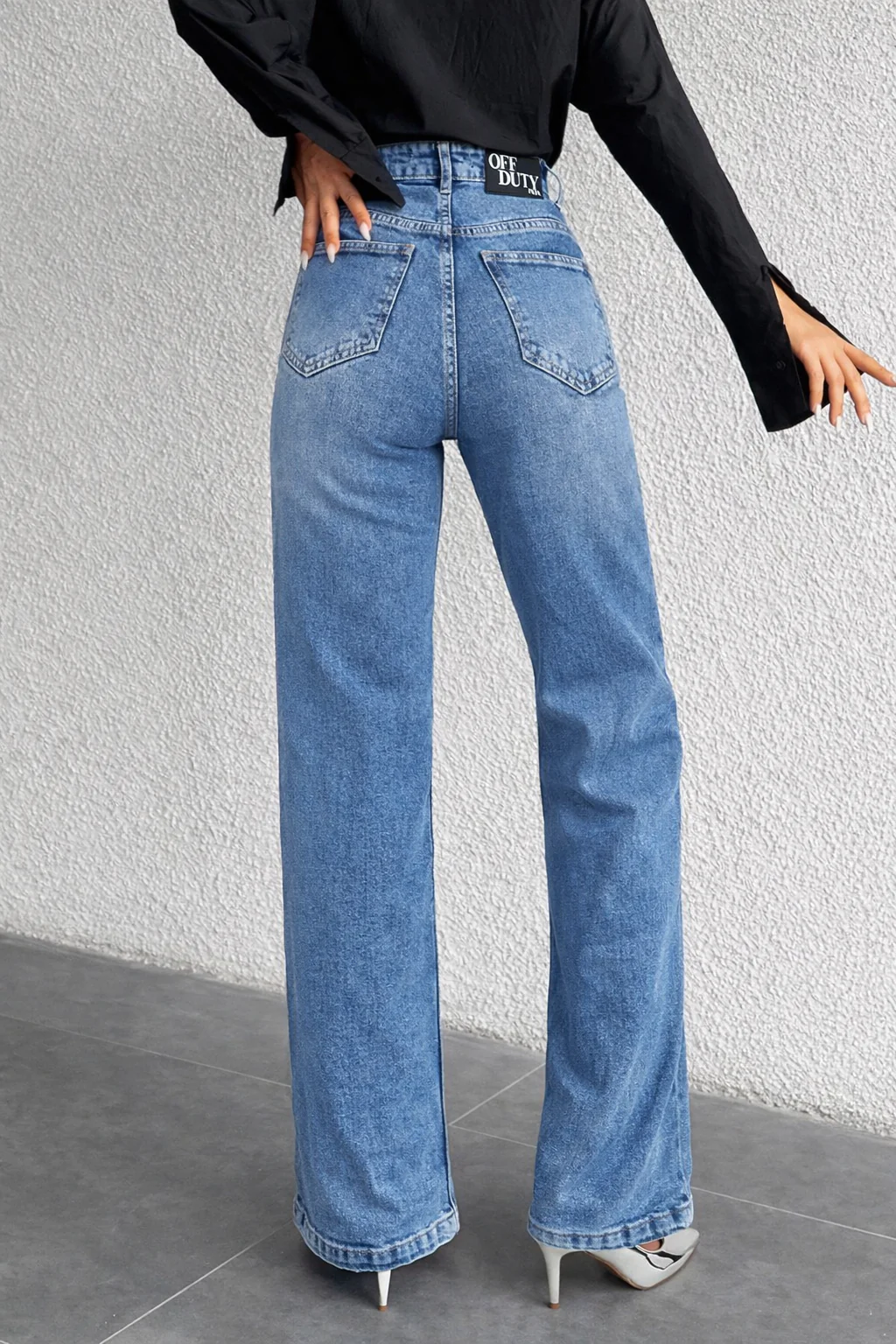 Classic Blue Wide Leg Jeans - Image 4