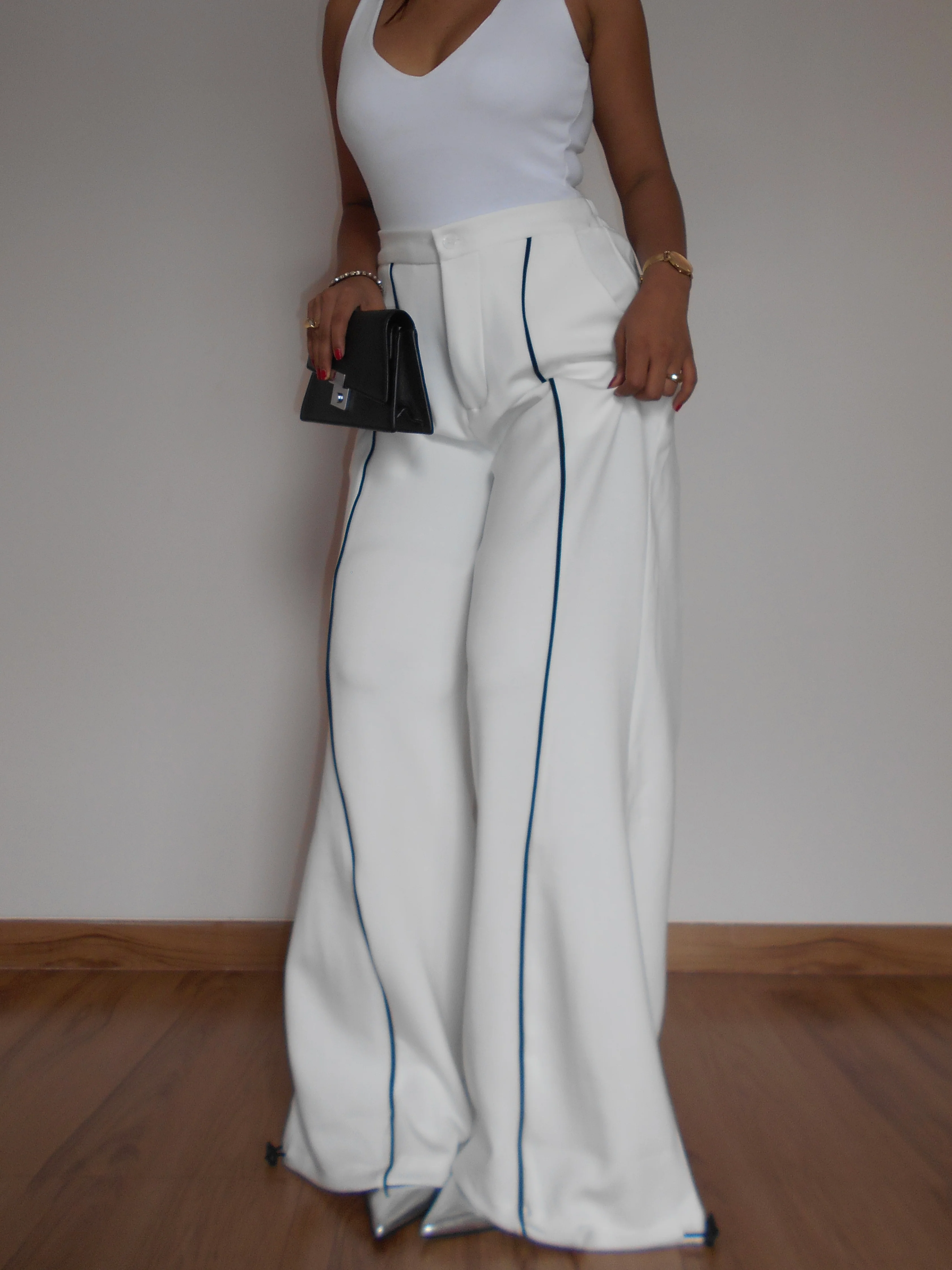 Cloud Contrast Joggers - Image 12