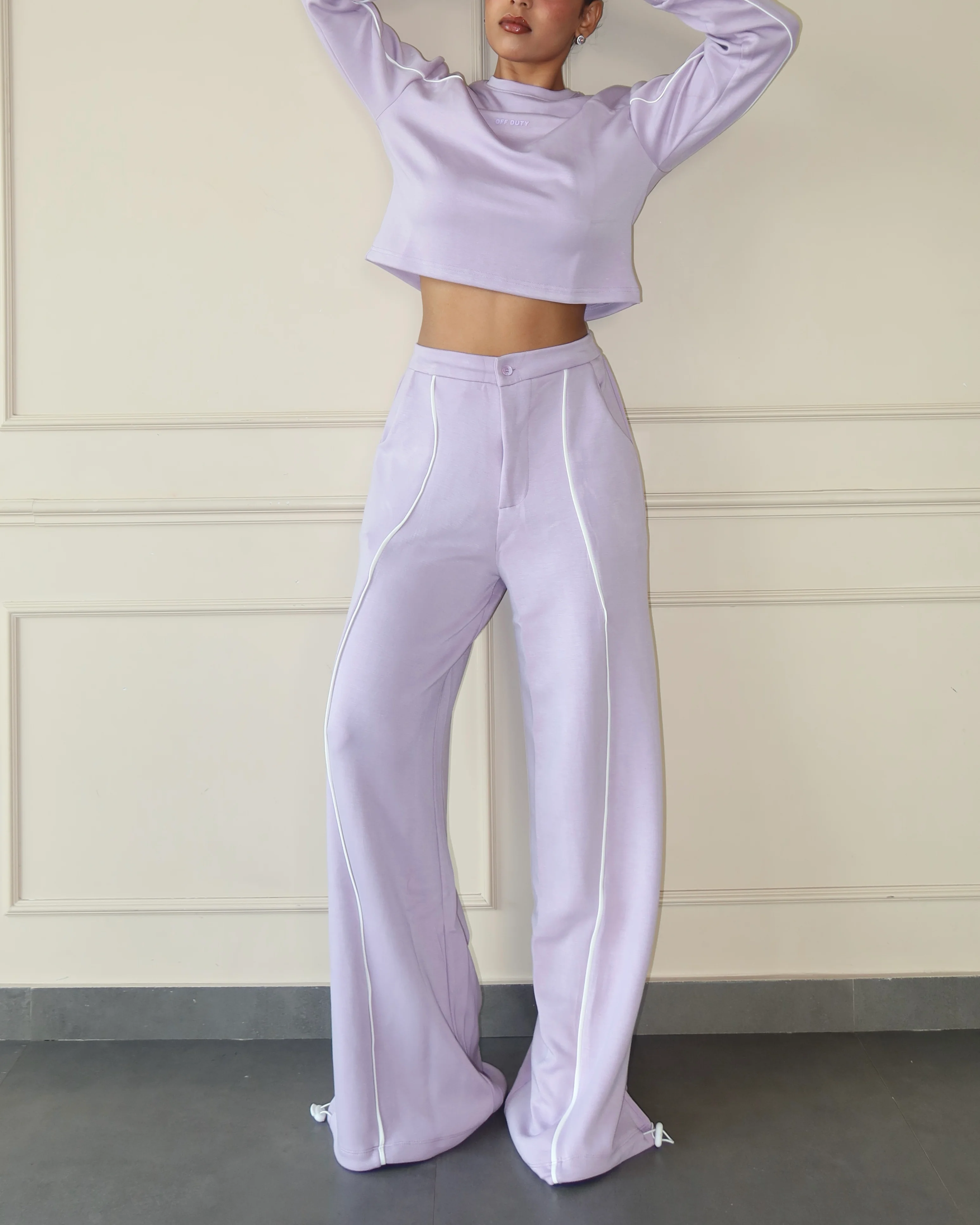 Cloud Contrast Top & Joggers - Image 27