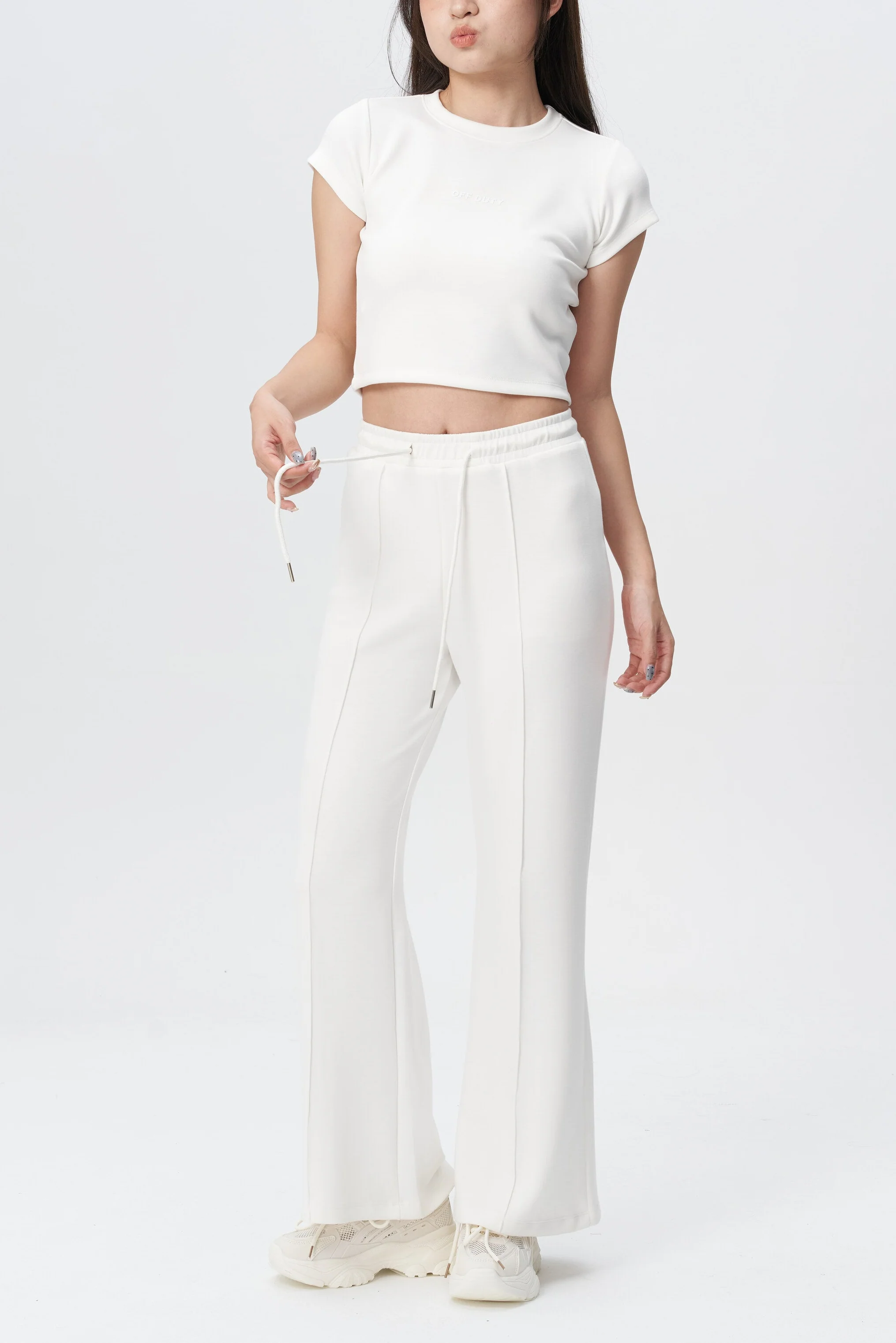 CloudSoft Flex Crop Top & Joggers - Image 22