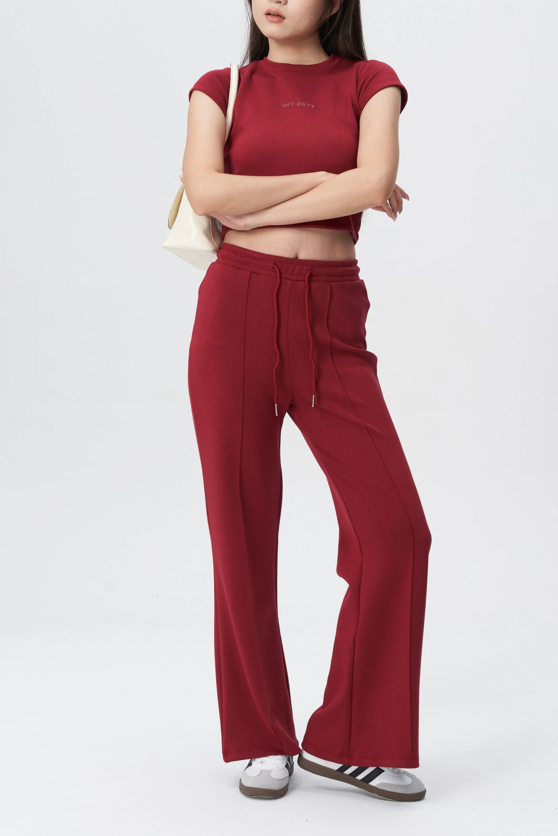 CloudSoft Flex Crop Top & Joggers - Image 32
