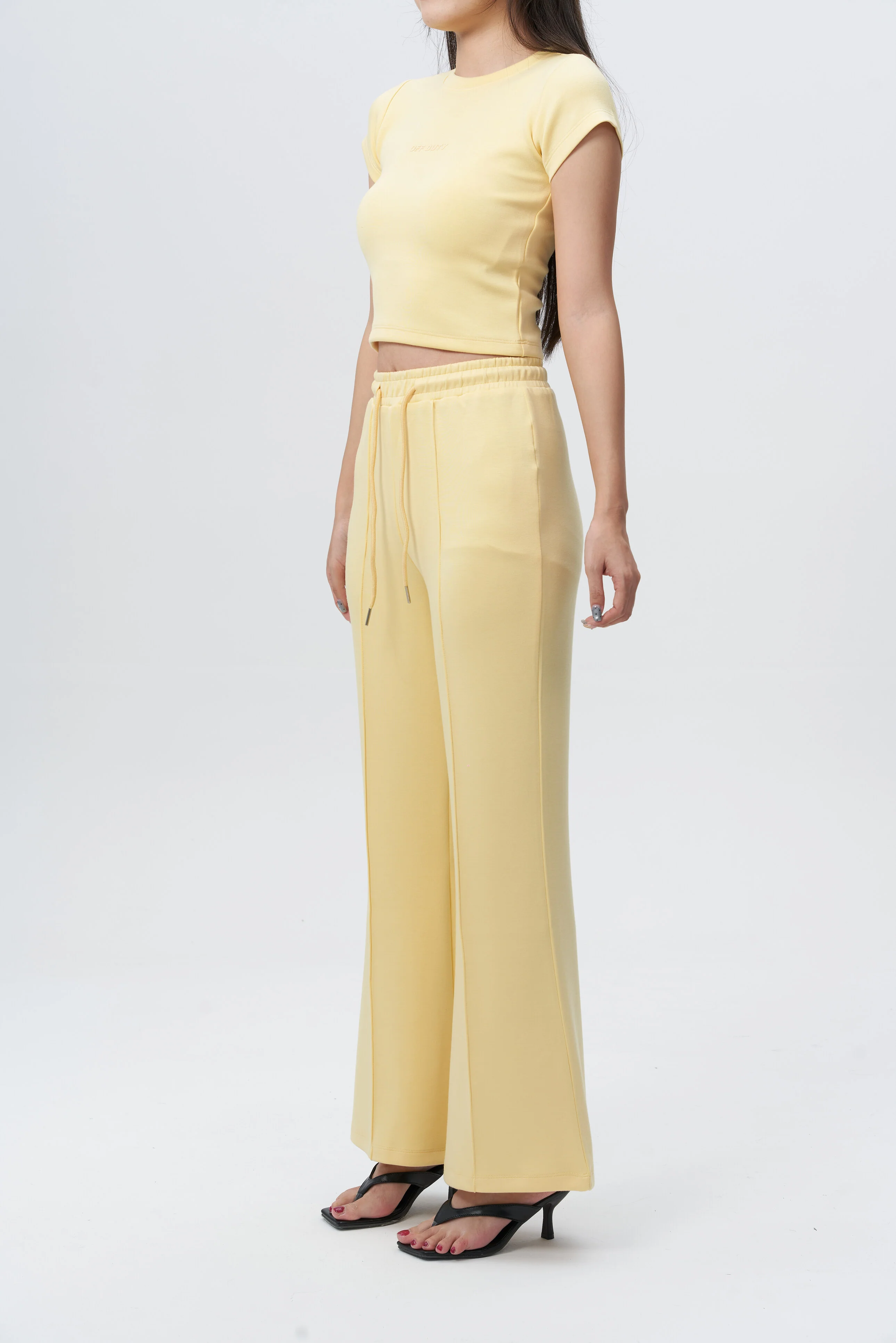 CloudSoft Flex Crop Top & Joggers - Image 46