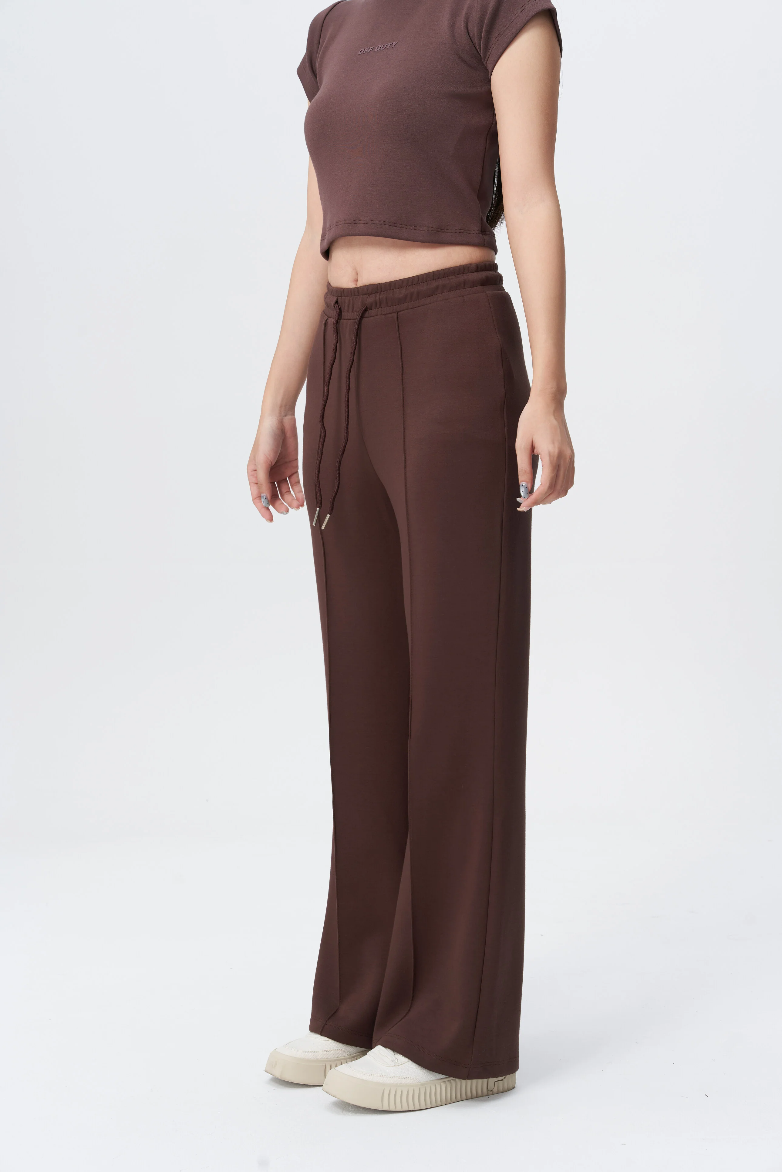 CloudSoft Flex Crop Top & Joggers - Image 48