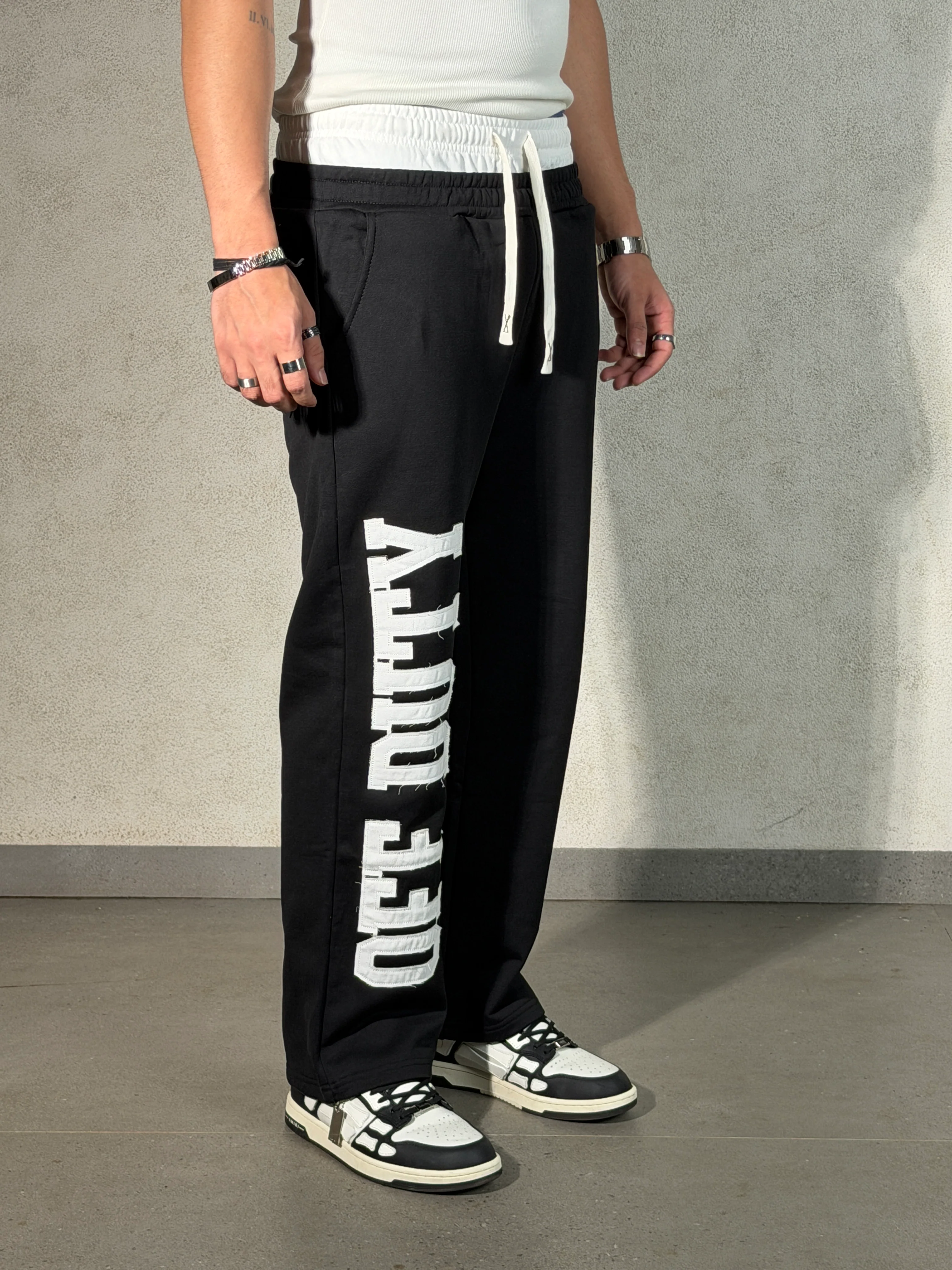 Contrast Belted Off Duty Joggers - Image 3