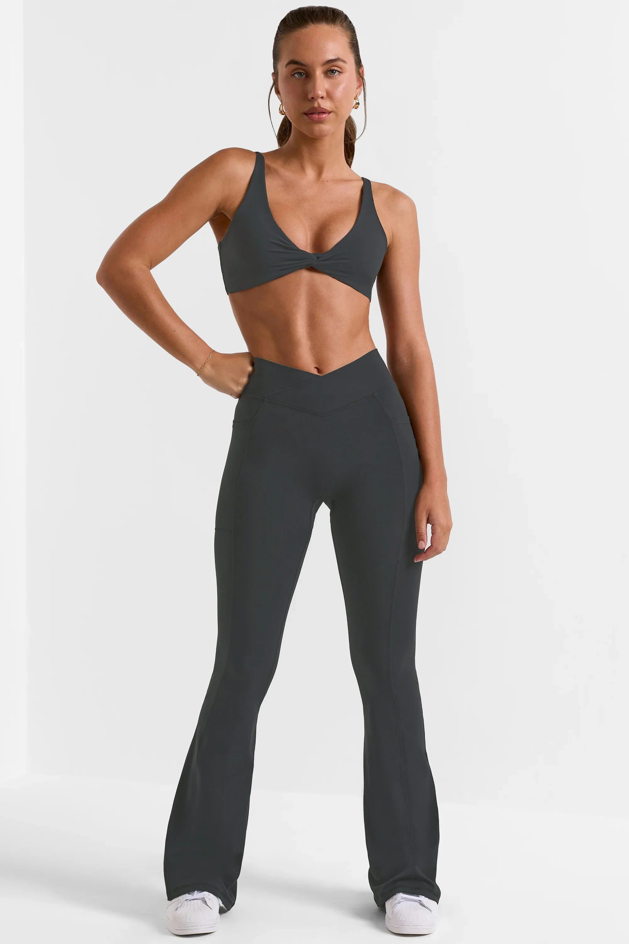 Cross Waistband Flare Pocket Leggings - Image 6