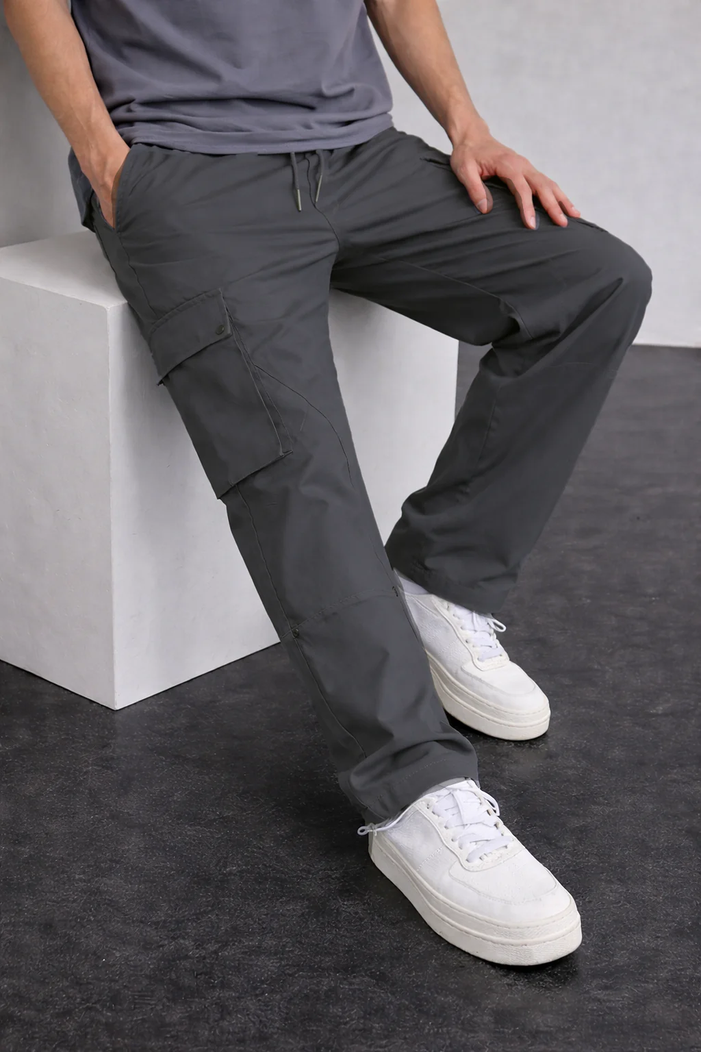 Engineered Oversized Cargo Joggers - Image 5