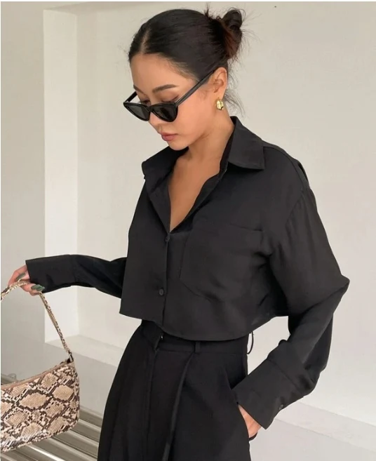 Everyday Crop Shirt - Image 3