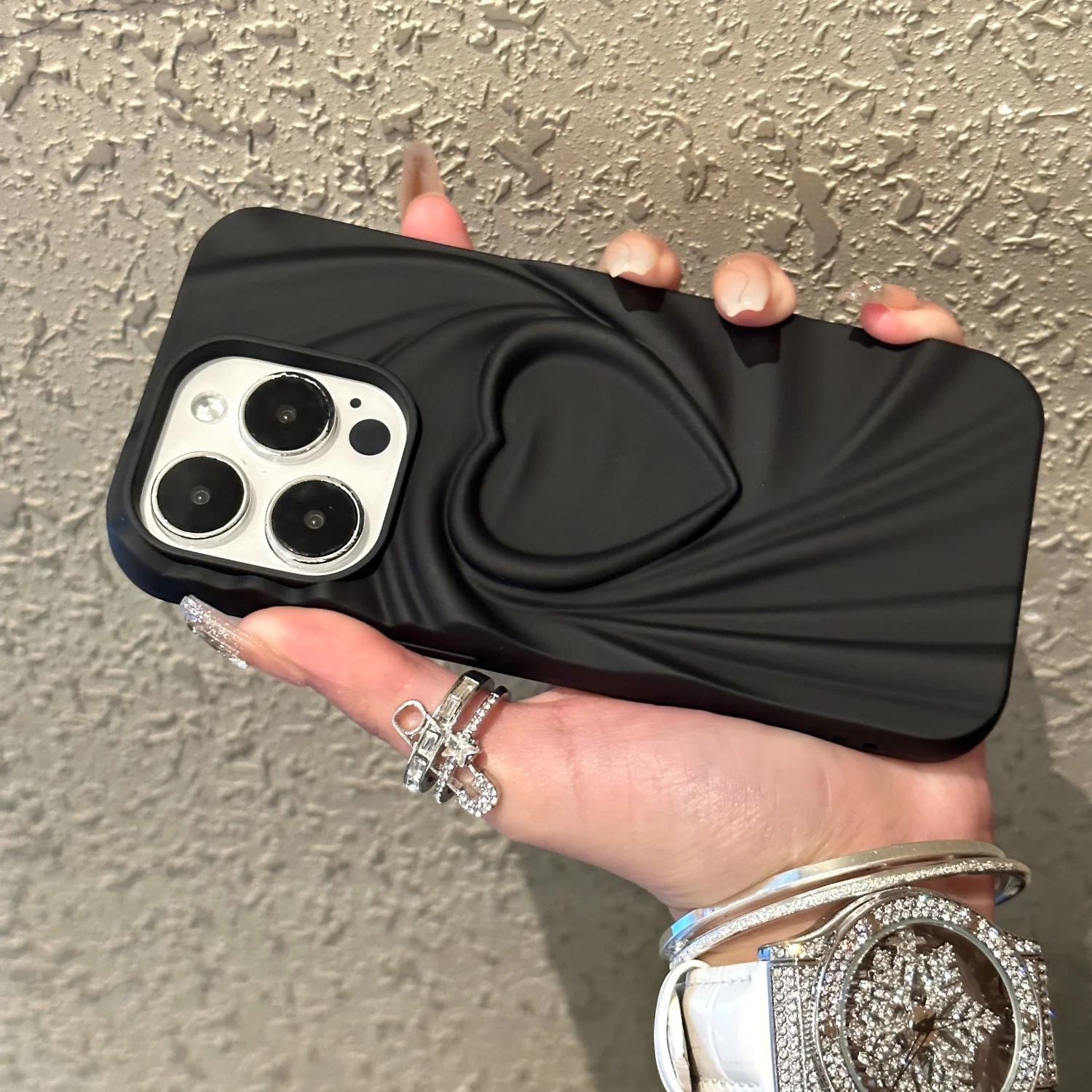 Heartthrob 3D iPhone Cover - Image 10