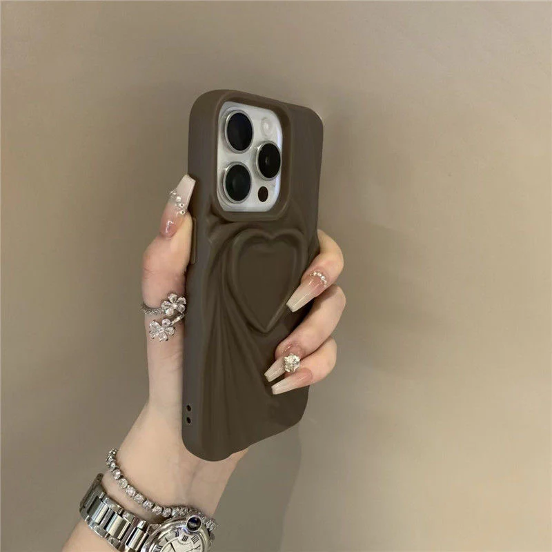 Heartthrob 3D iPhone Cover - Image 4