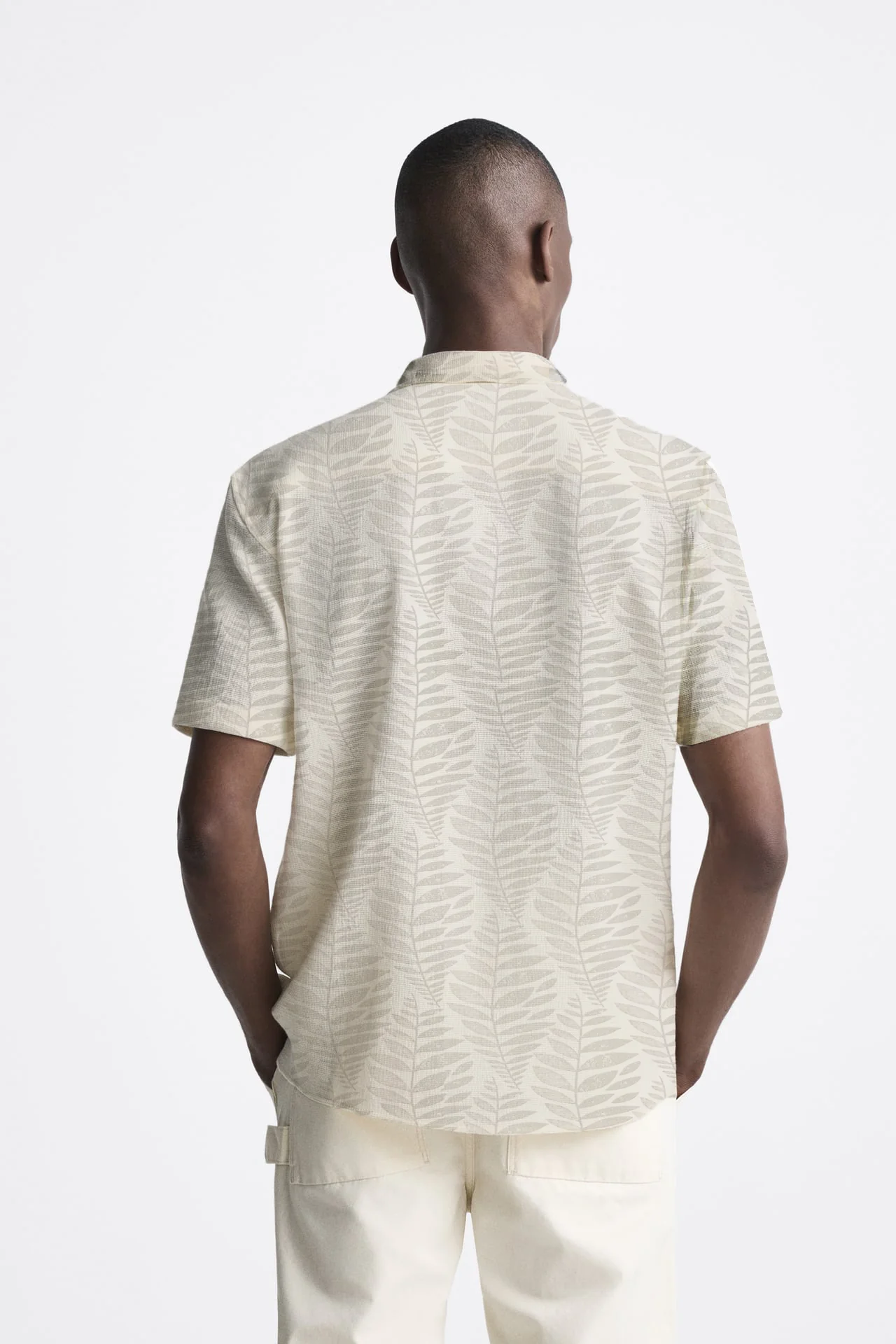 Neutral Leaf Short sleeves shirt - Image 3