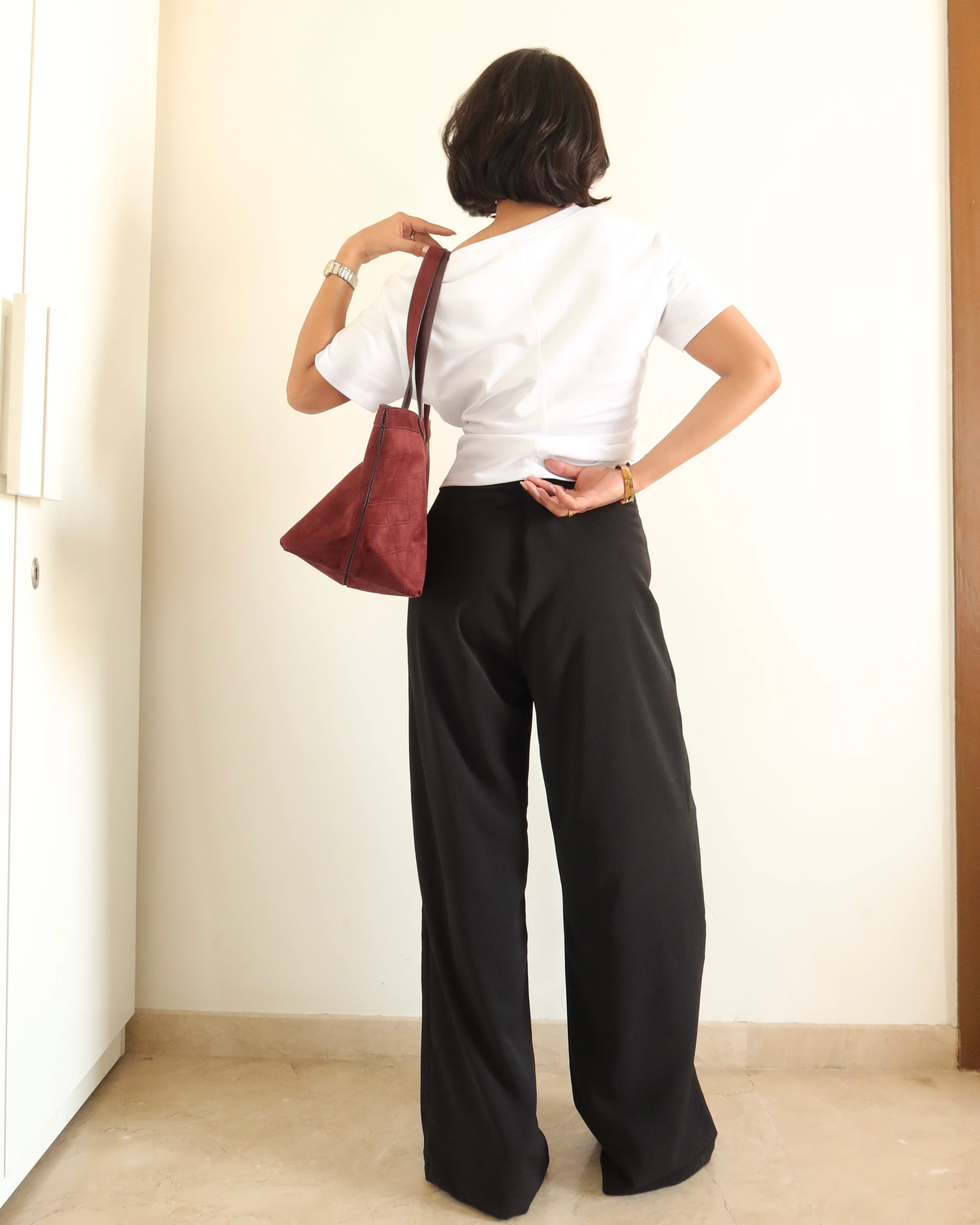 Outline Pleats Pants - Image 5