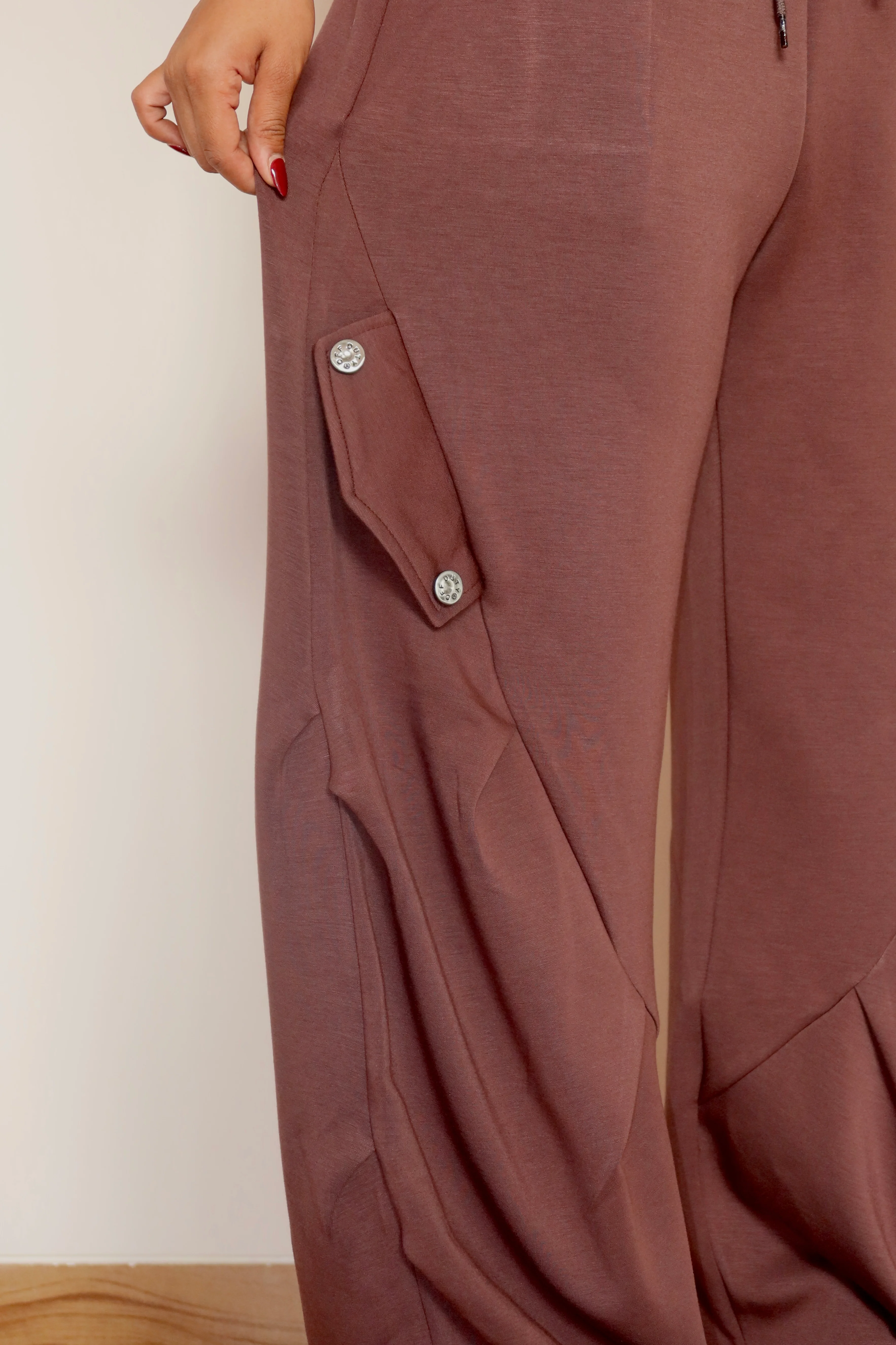 Peak Comfort Cargo Joggers - Image 17