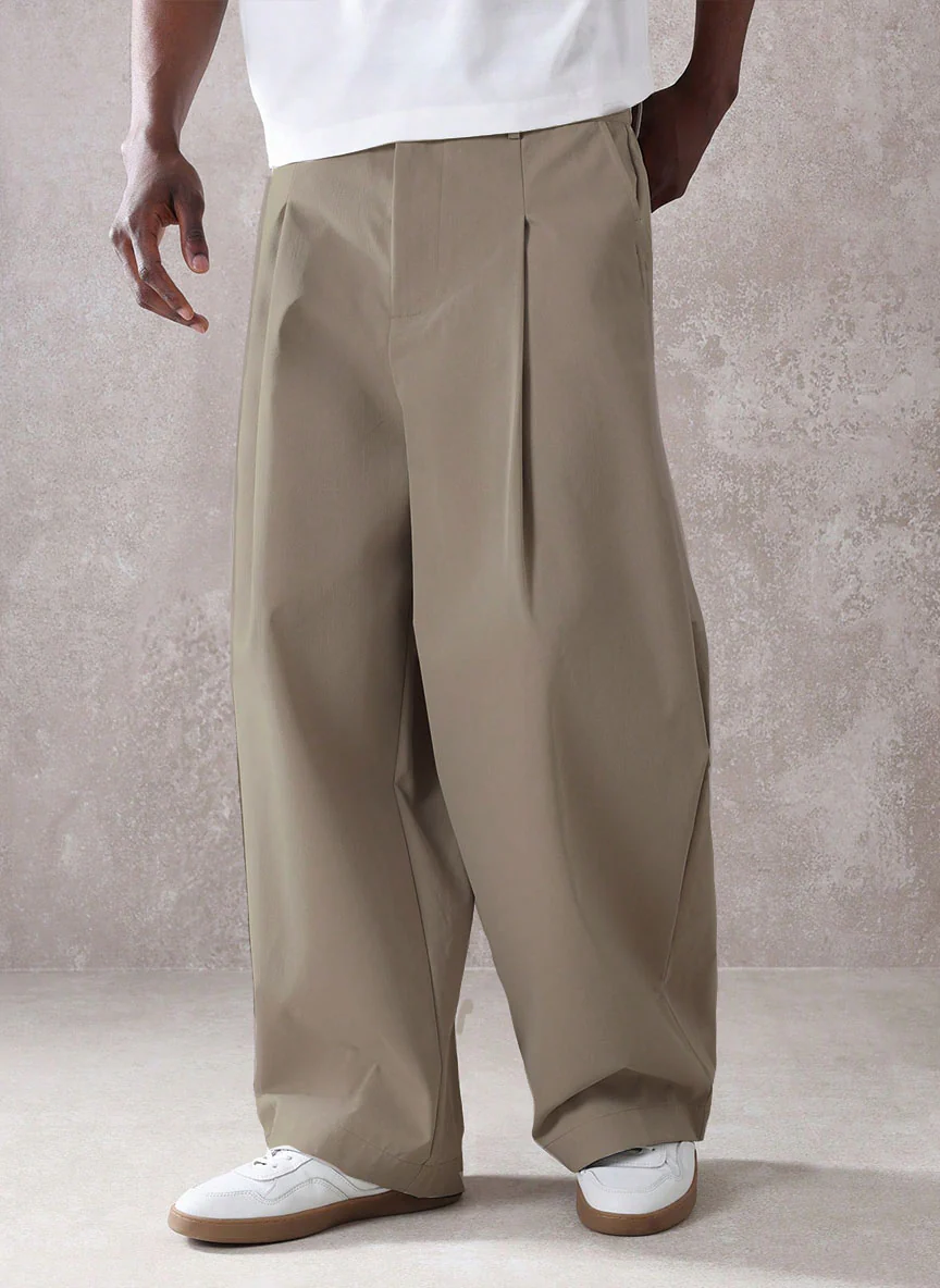 Pleated Minimal Wide Leg Trousers - Image 13