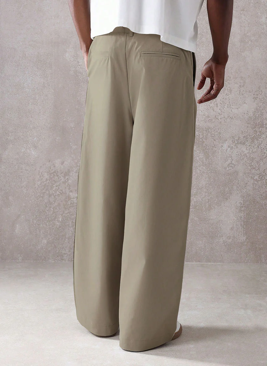 Pleated Minimal Wide Leg Trousers - Image 15