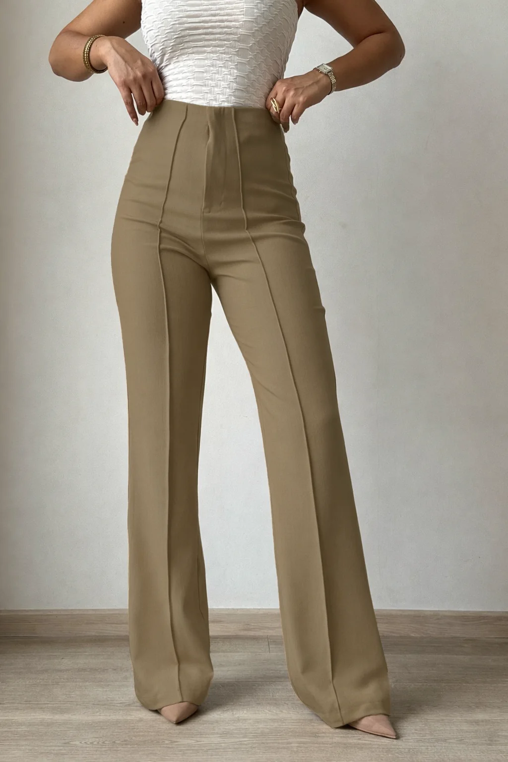 Polished Linen Flared Tailored Pants - Image 8