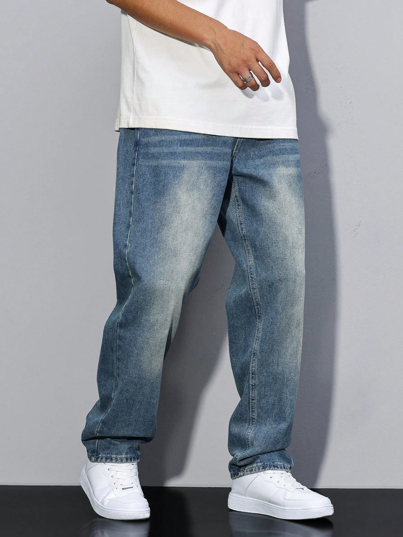 River Blue Straight Fit Jeans - Image 4