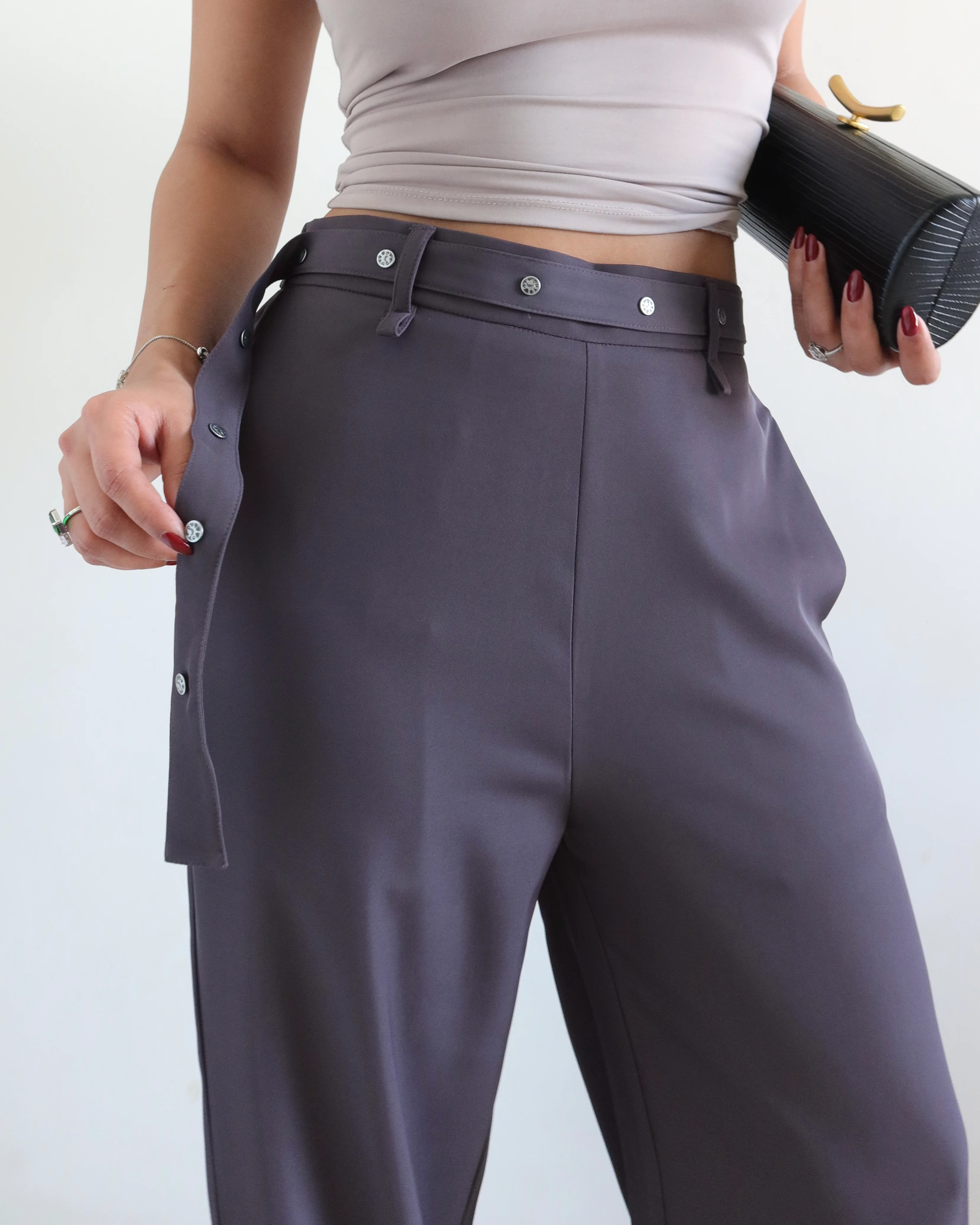 Rivet Grip Loose Tailored Trousers - Image 9