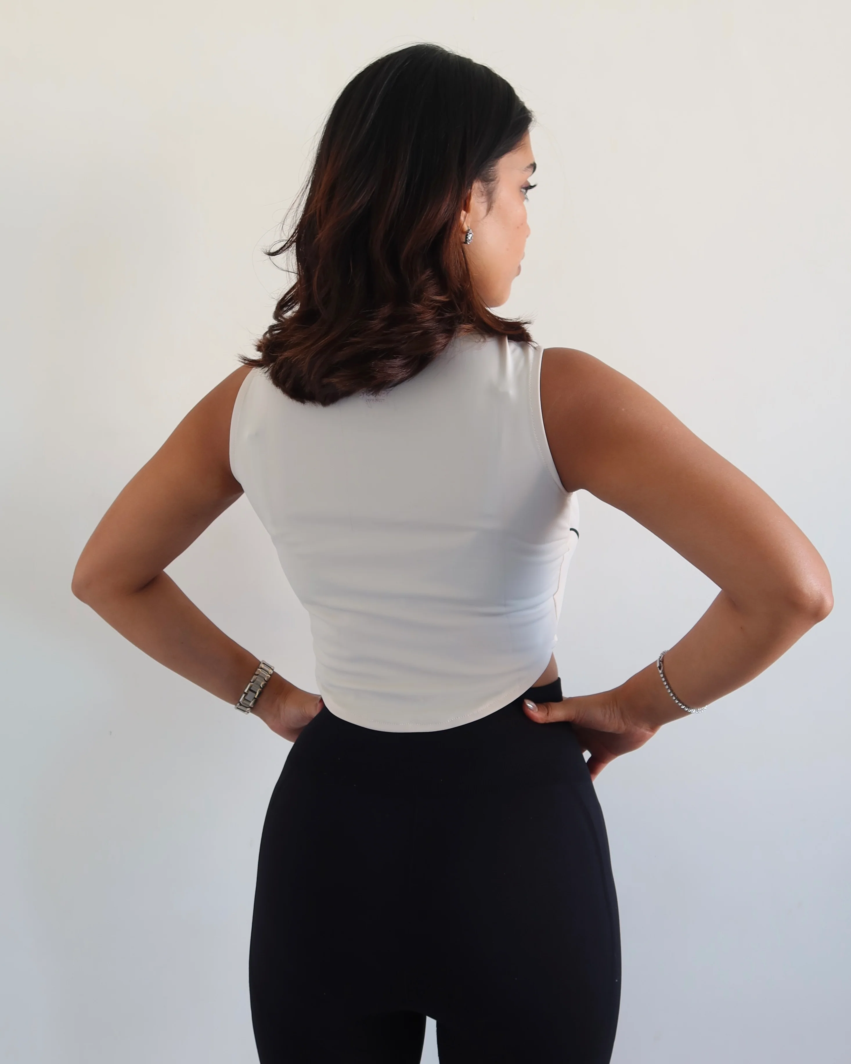 Sculpt Zip Up Top - Image 4