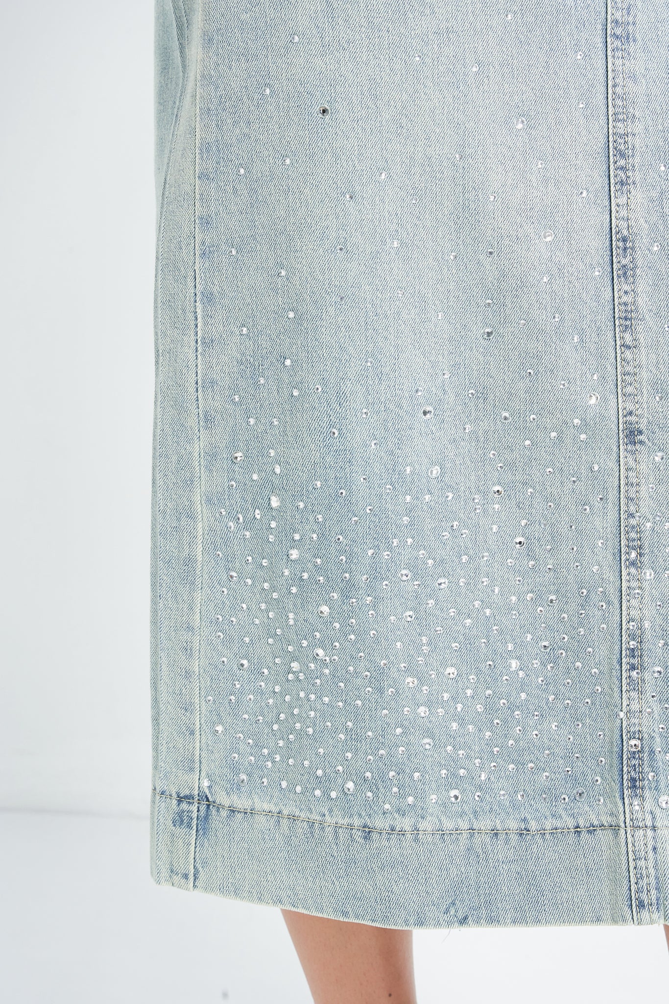 Shimmer Fade Straight Skirt - Image 9