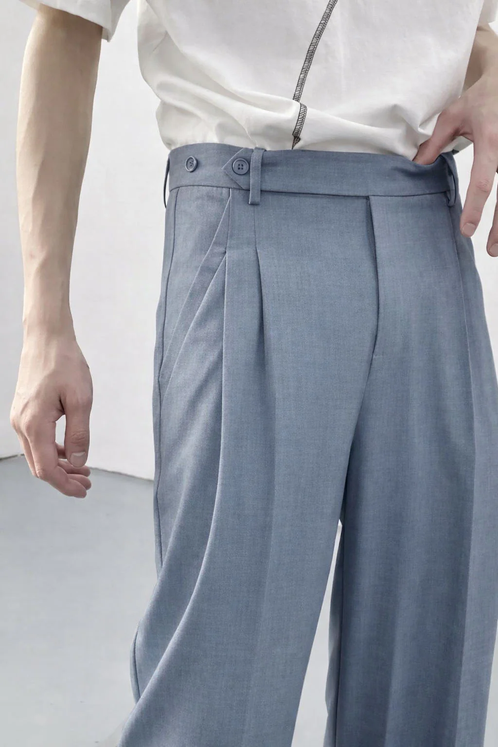 Spanish Cut Pleated Pants - Image 17