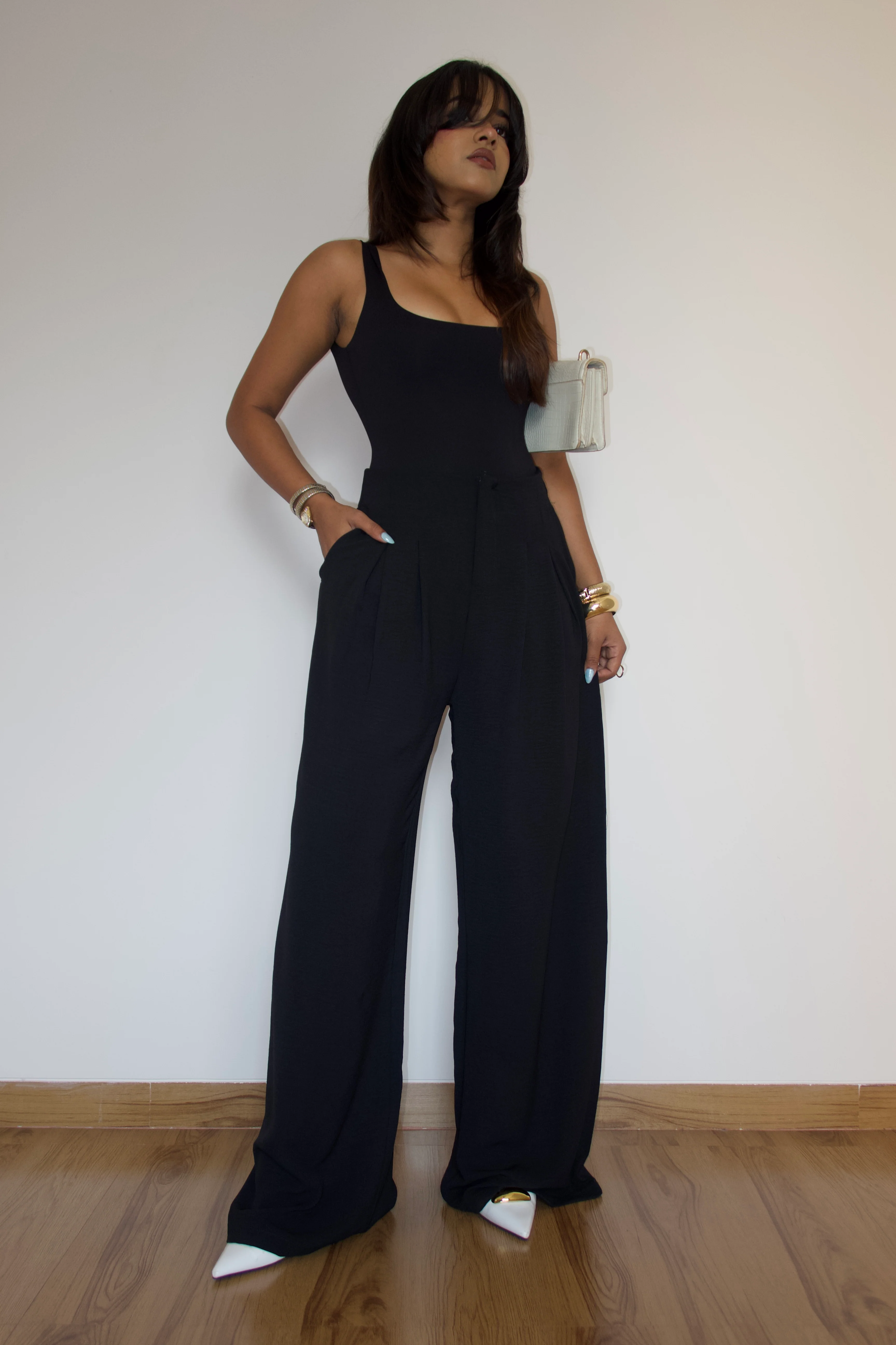 Super Light Weight Pleated Pants - Image 5