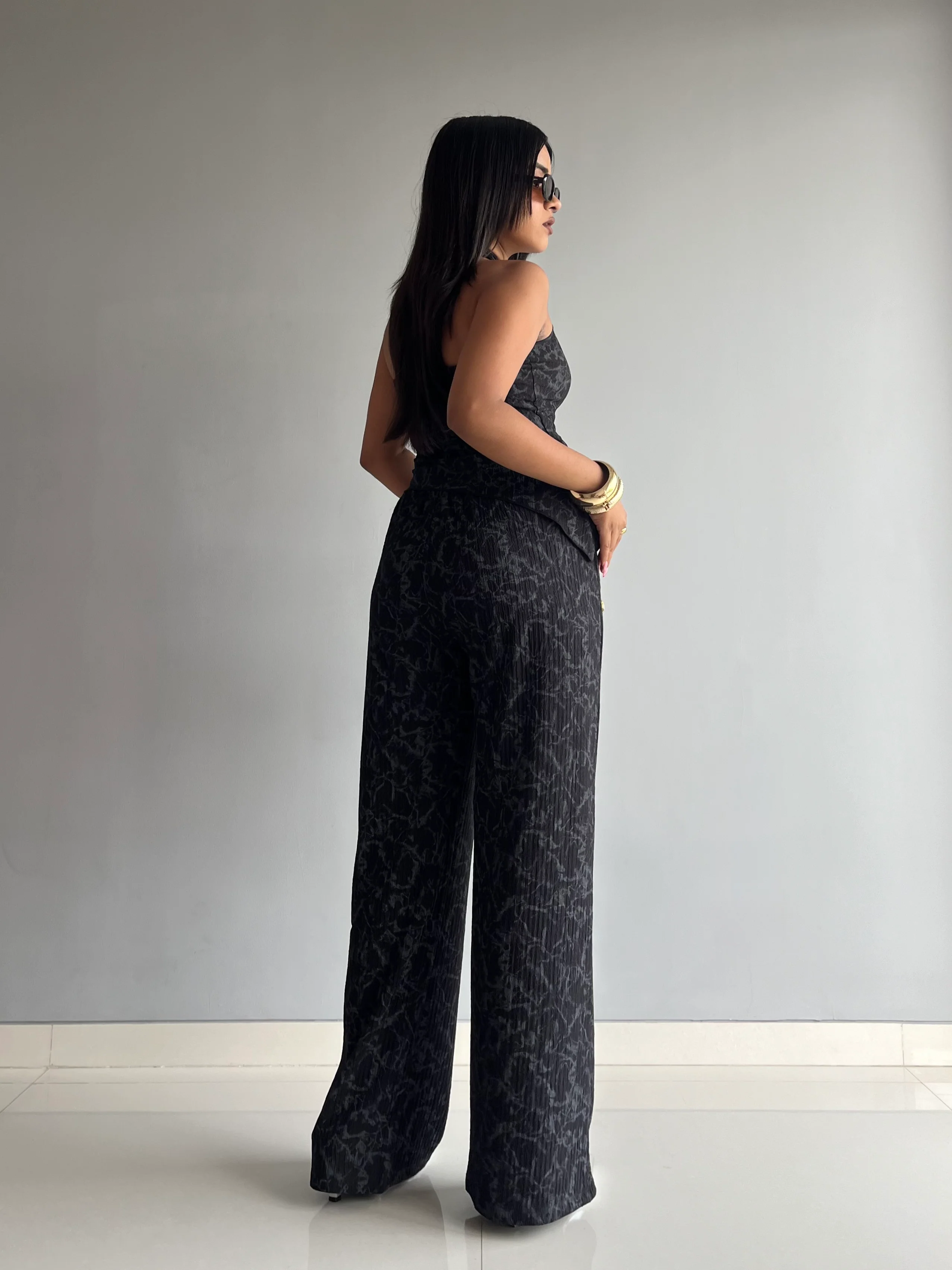 Textured Halter Neck Backless Co-ord Set - Image 10