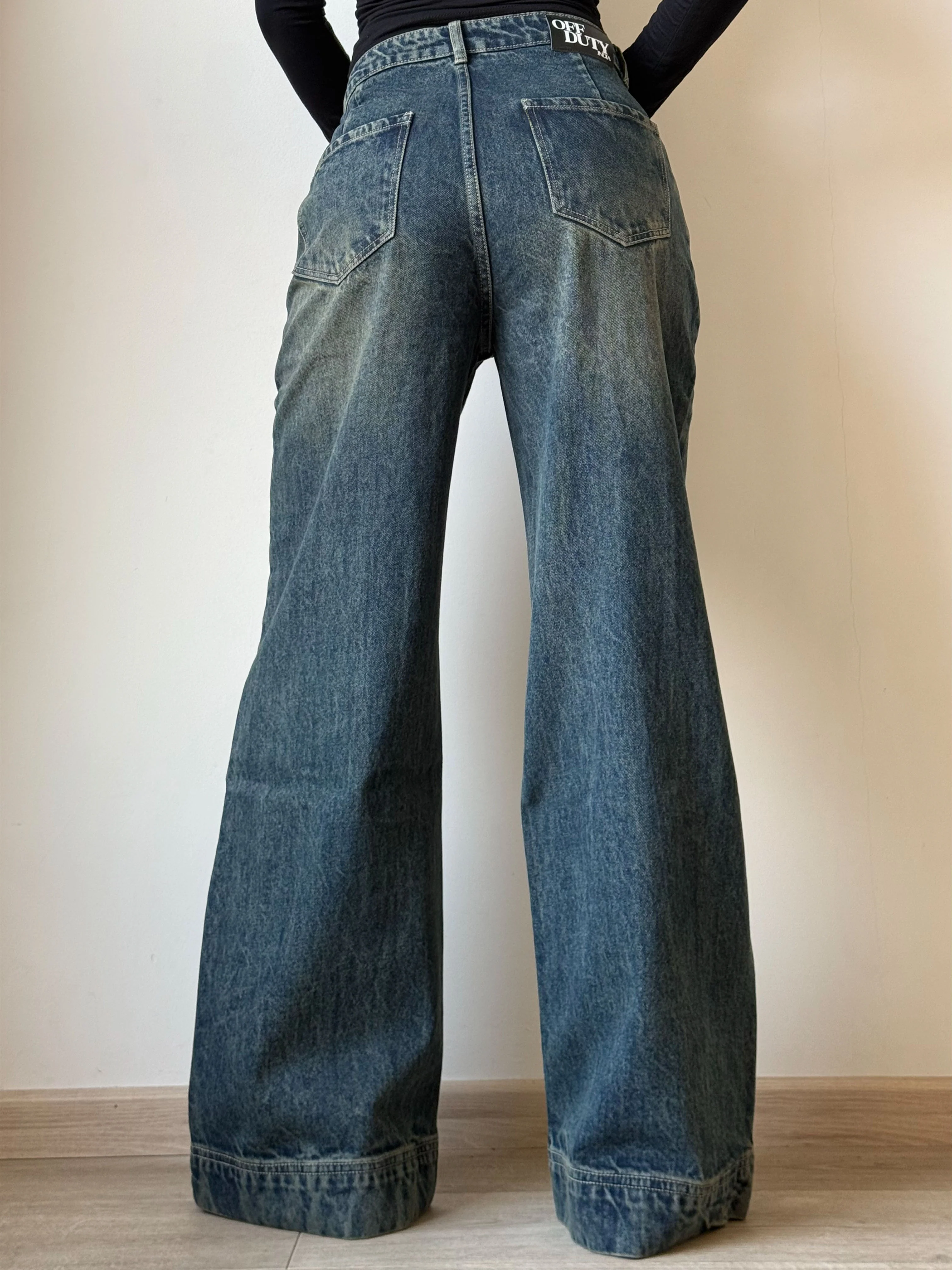Tinted Vintage Washed Wide Leg Baggy Jeans - Image 10