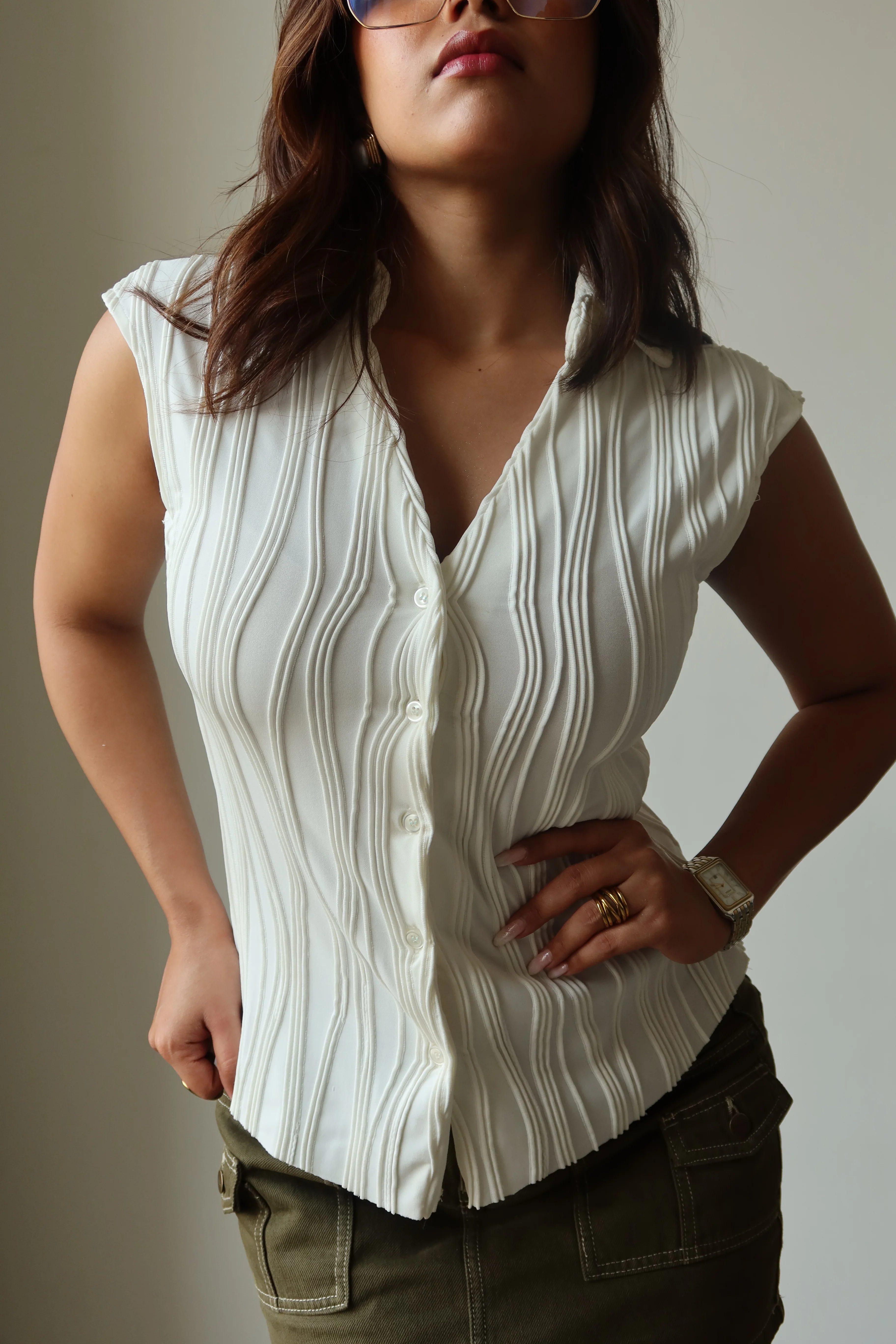 Wavy Aura Fitted Shirt - Image 6