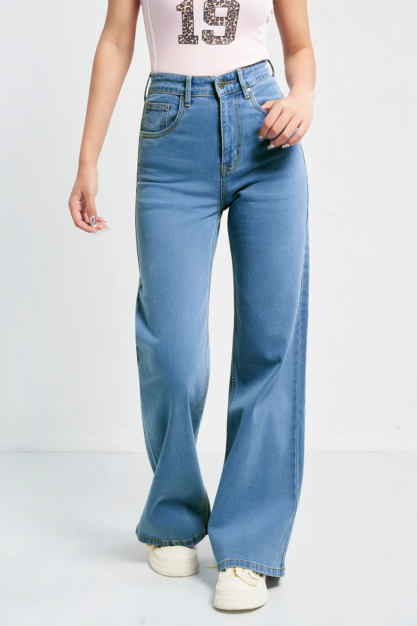 Wide Leg High Rise Jeans - Image 2